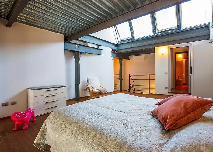 Stephanina Di Loft *